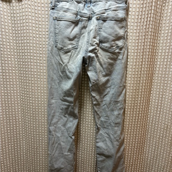 Old Navy Light Blue Denim Jeans - Picture 4 of 4
